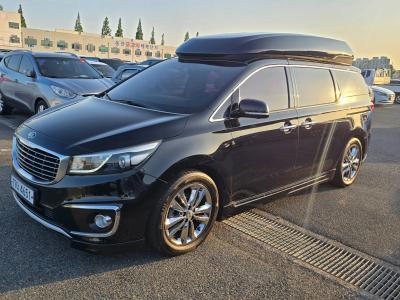 2018 Kia Carnival