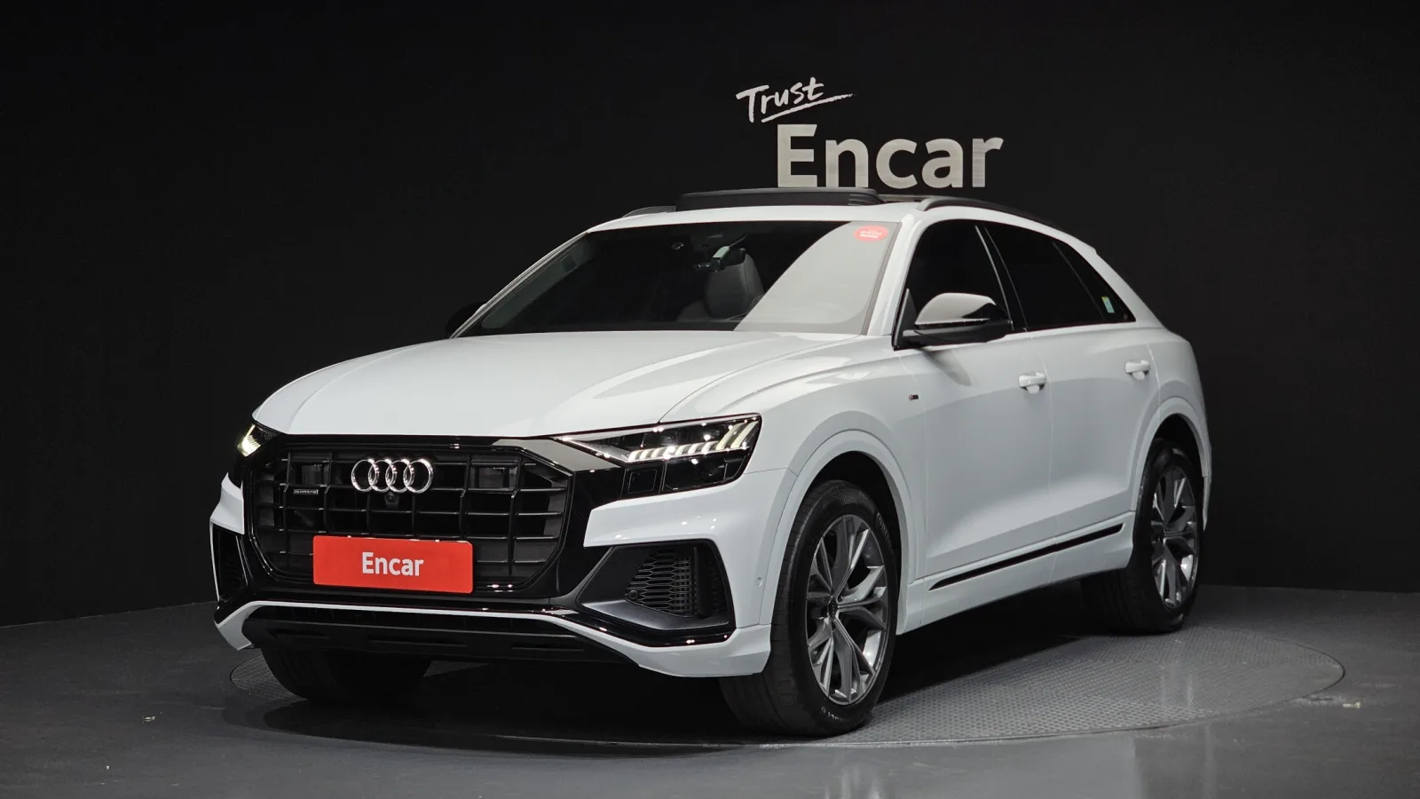 2022 Audi Q8