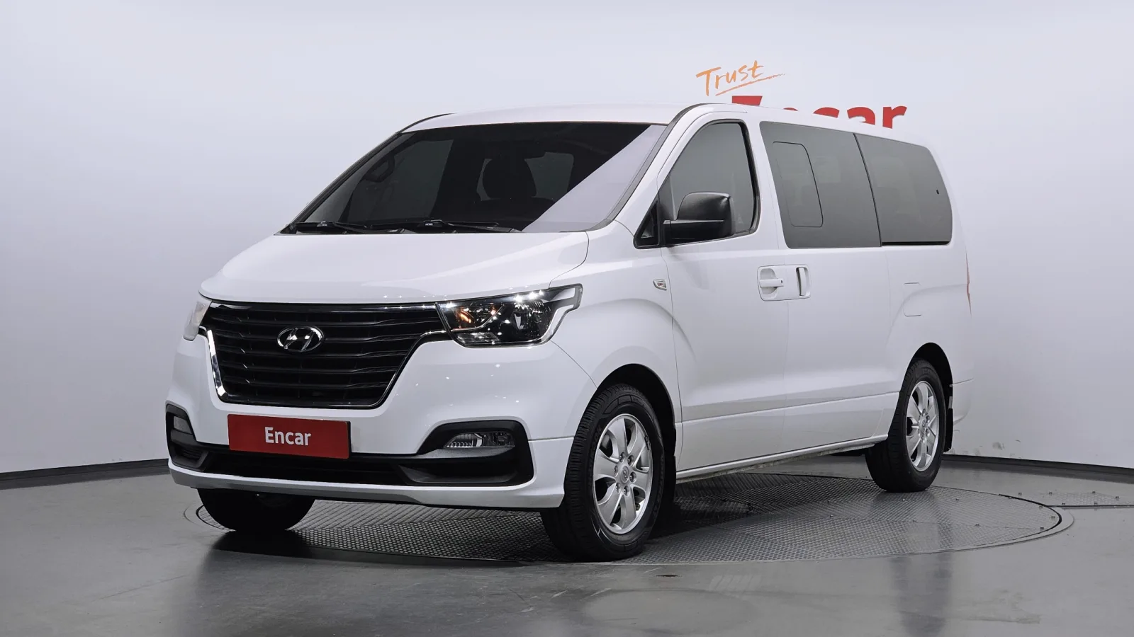 2020 Hyundai Starex