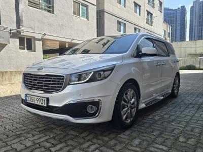 2017 Kia Carnival