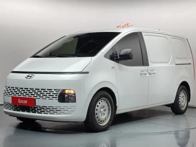 2022 Hyundai Staria