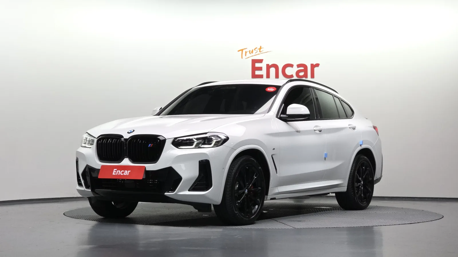 2025 BMW X4