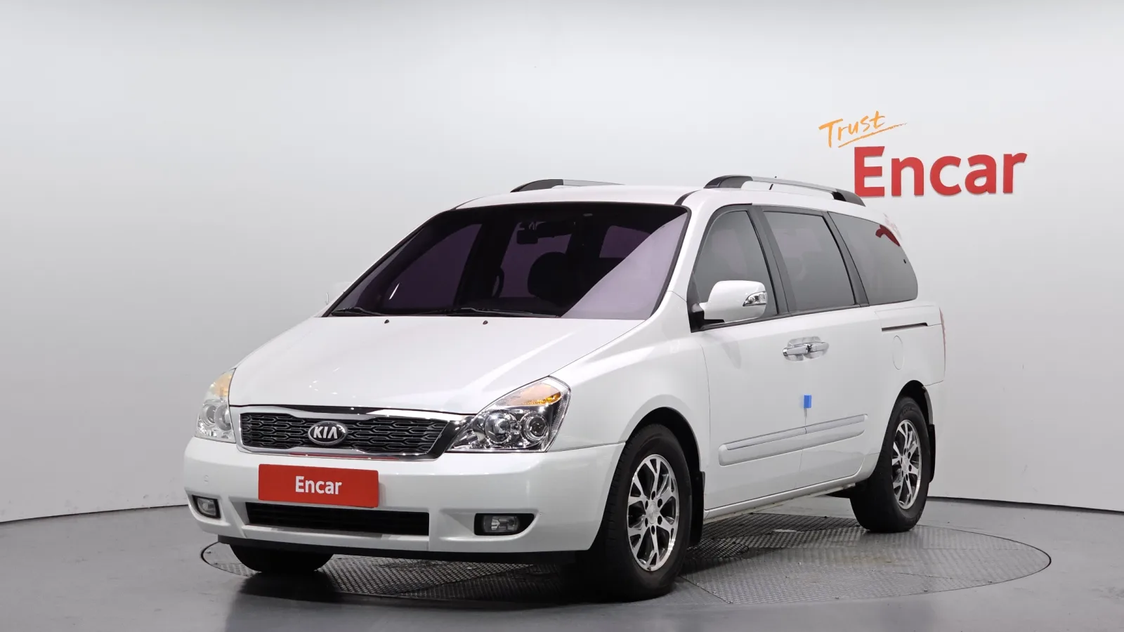 2014 Kia Carnival