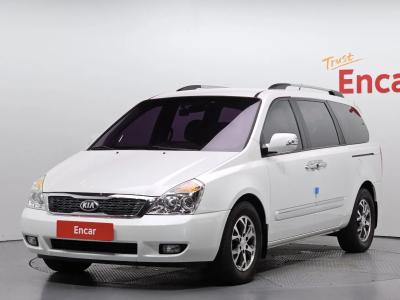 2014 Kia Carnival