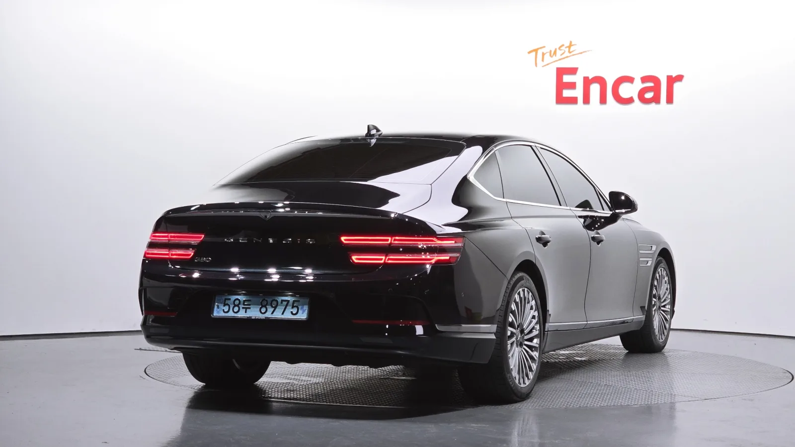 2022 Genesis G80