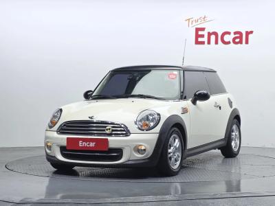 2011 MINI Cooper