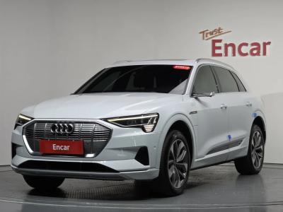 2022 Audi e-tron
