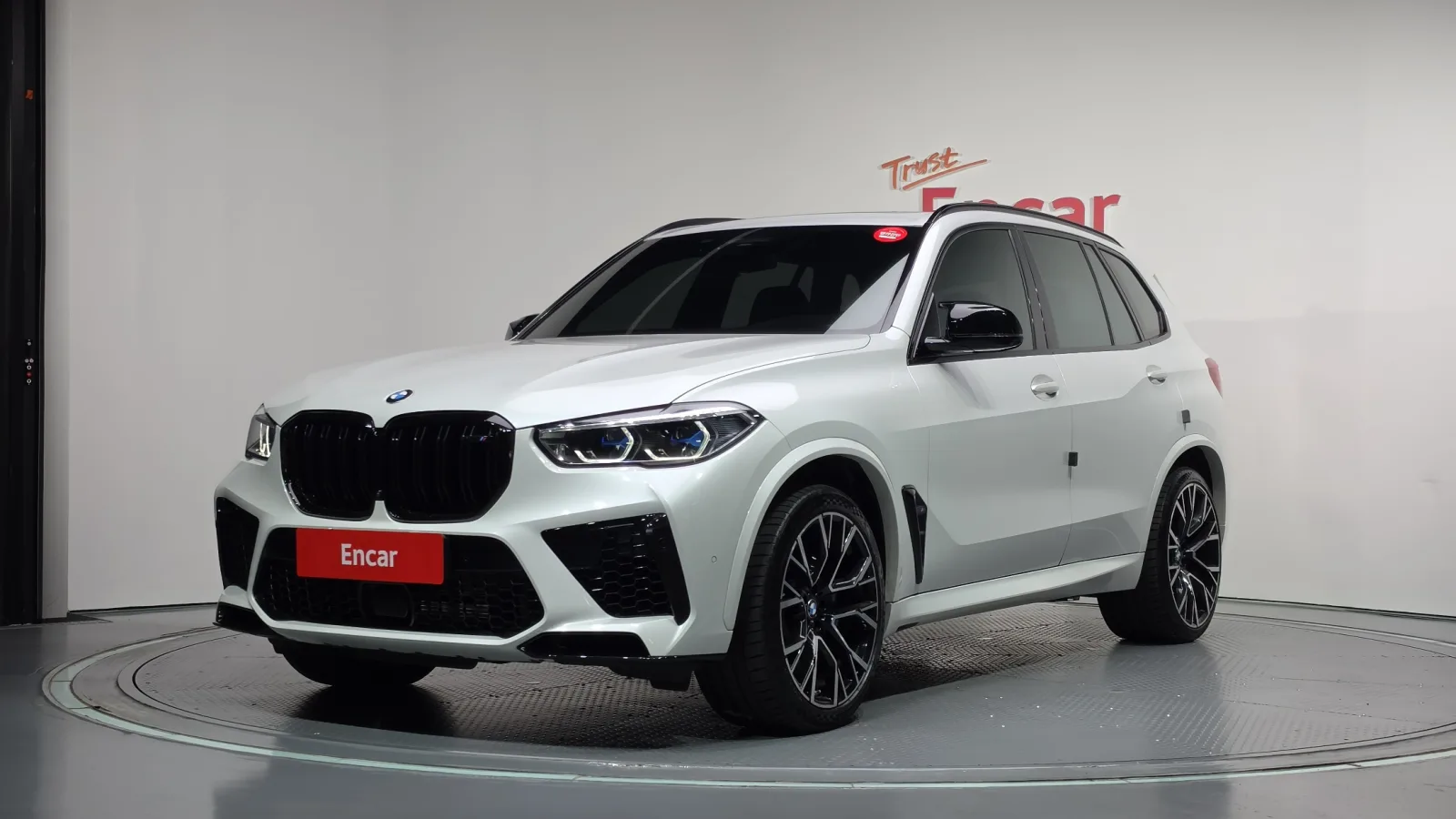 2021 BMW X5M