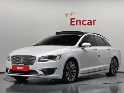 2017 Lincoln MKZ