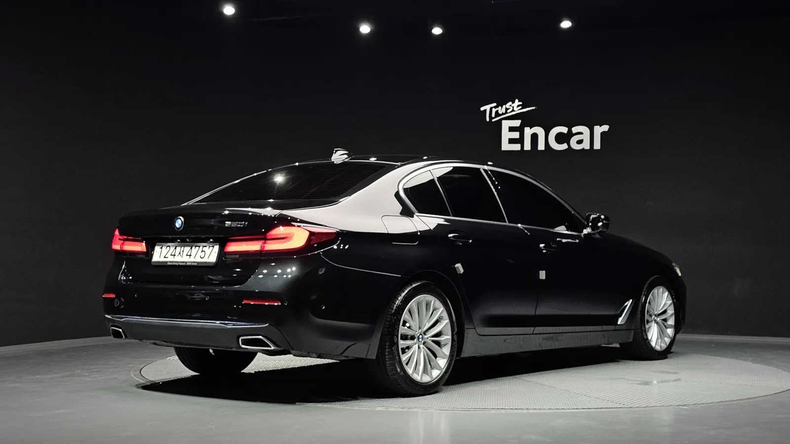 2021 BMW 5-Series