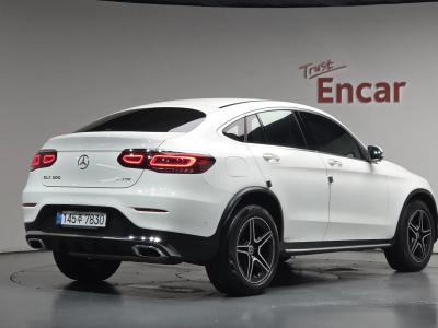 2023 Mercedes-Benz GLC-Class