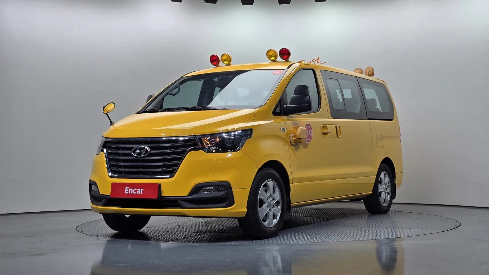 2019 Hyundai Starex