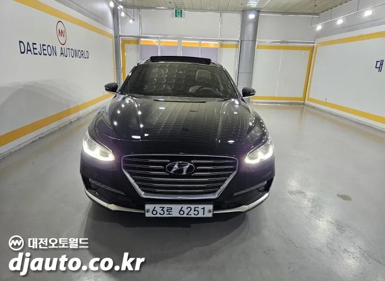 2017 Hyundai Grandeur