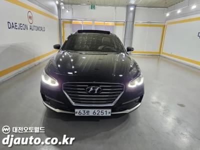2017 Hyundai Grandeur