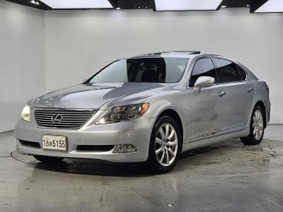 2009 Lexus LS
