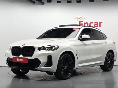 2025 BMW X4