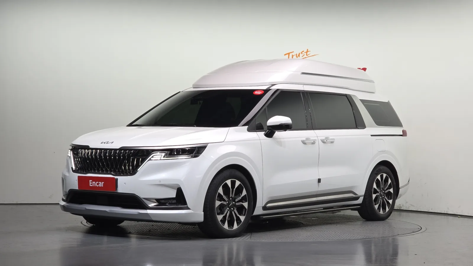 2023 Kia Carnival