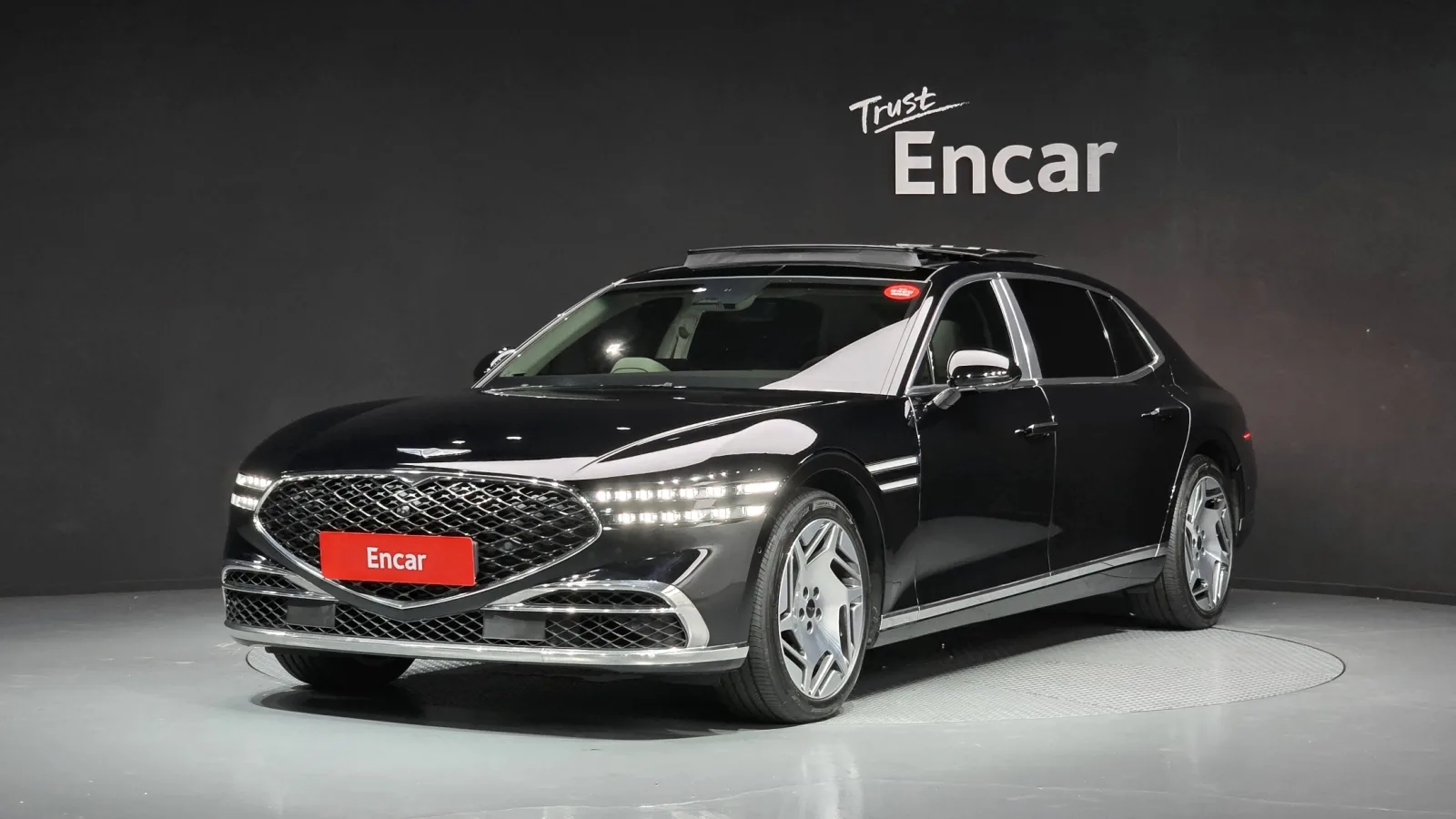 2023 Genesis G90