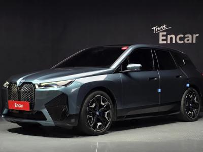 2023 BMW iX