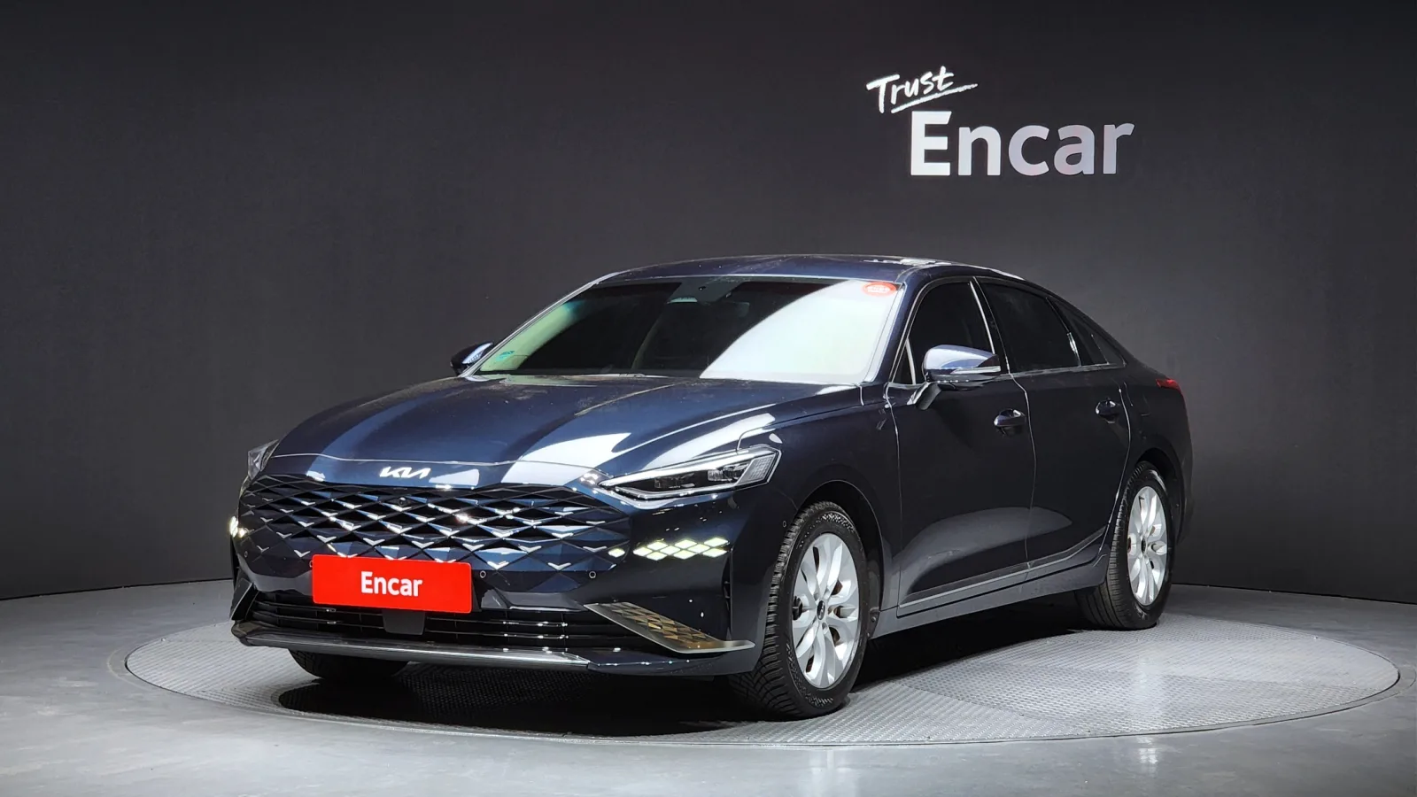2023 Kia K8