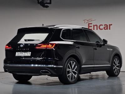 2020 Volkswagen Touareg