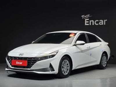 2022 Hyundai Elantra