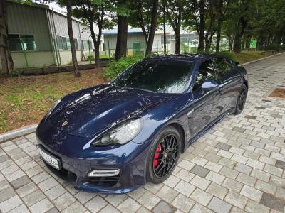 2013 Porsche Panamera