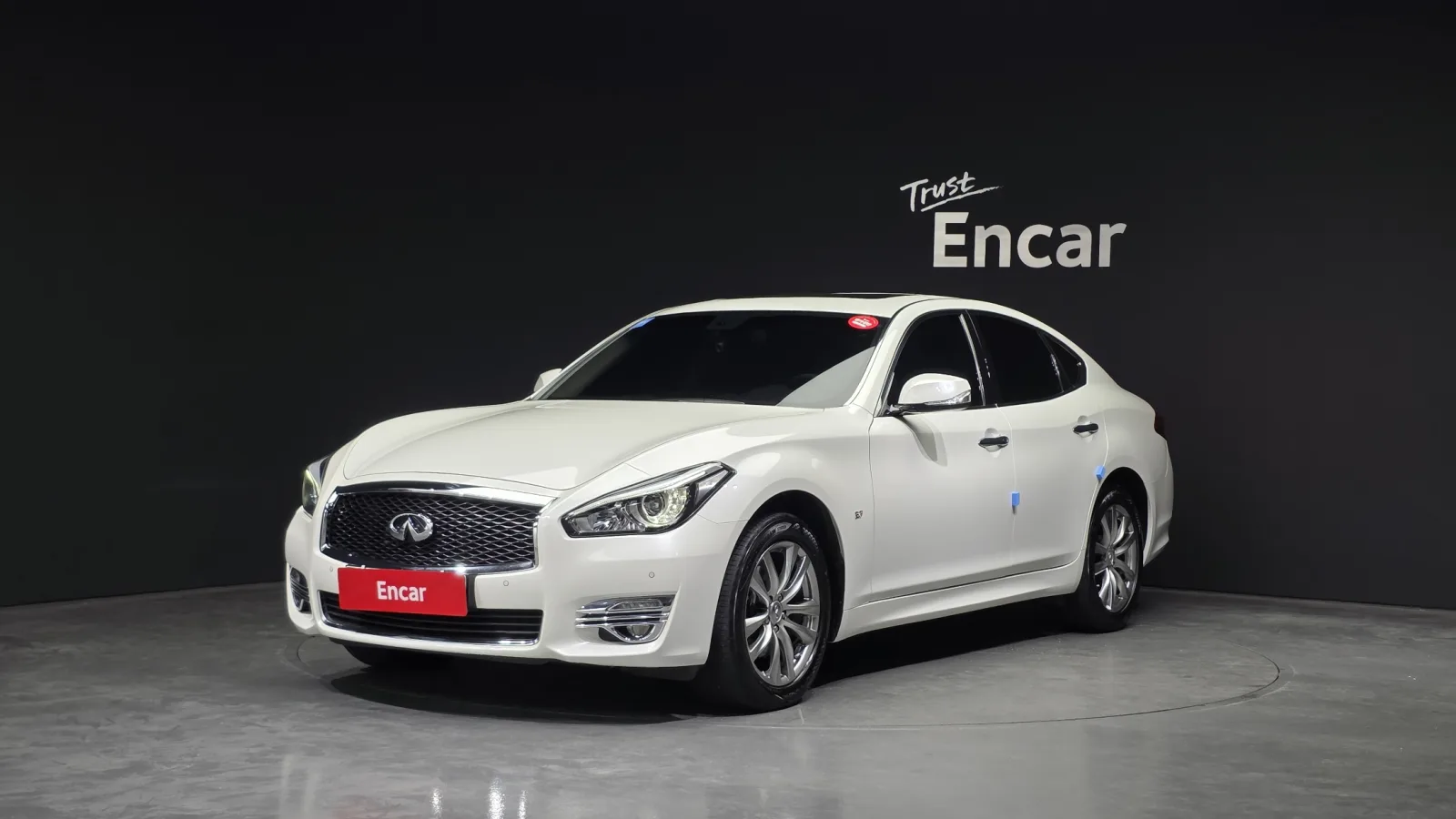 2018 Infiniti Q70