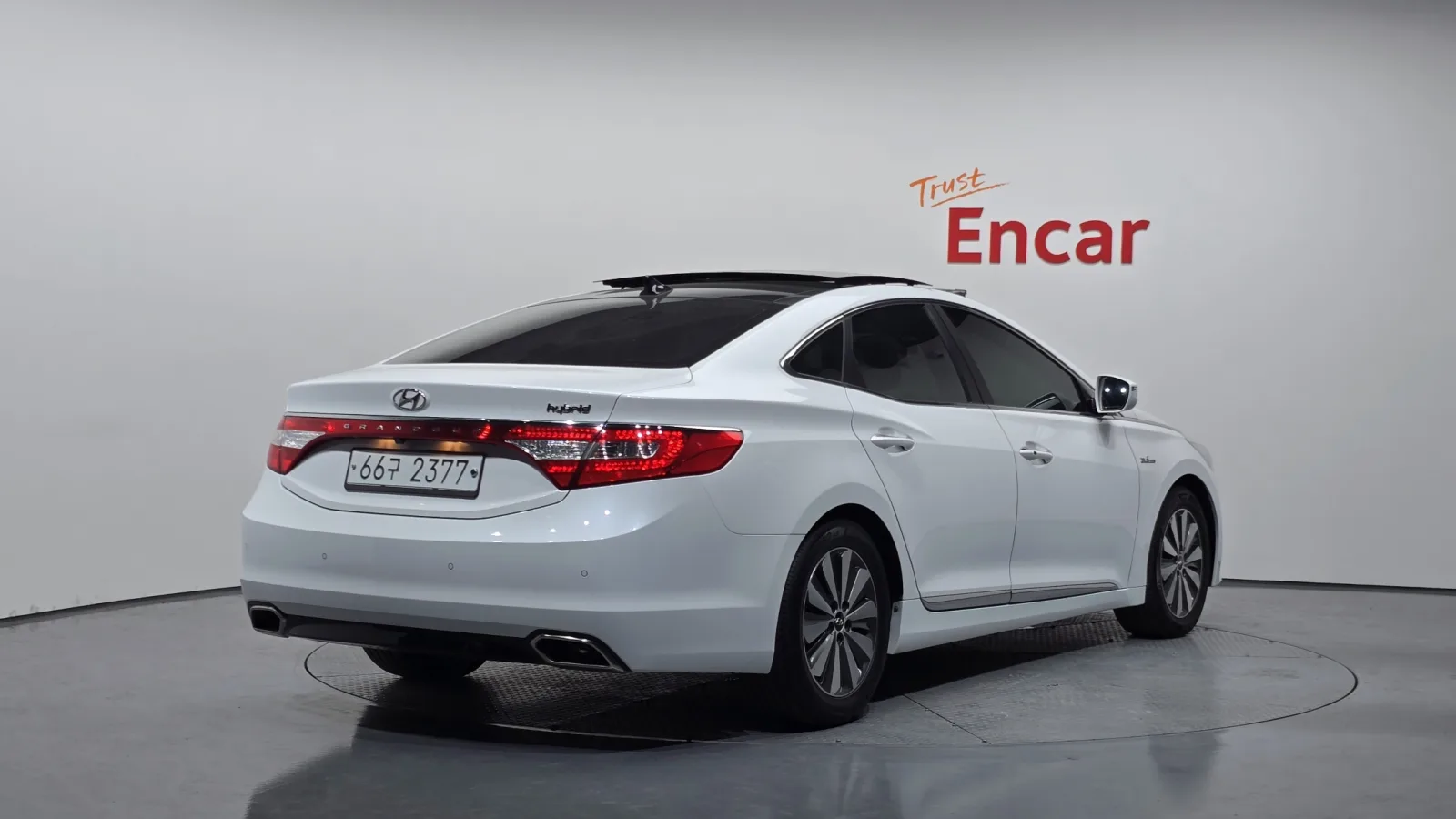 2015 Hyundai Grandeur