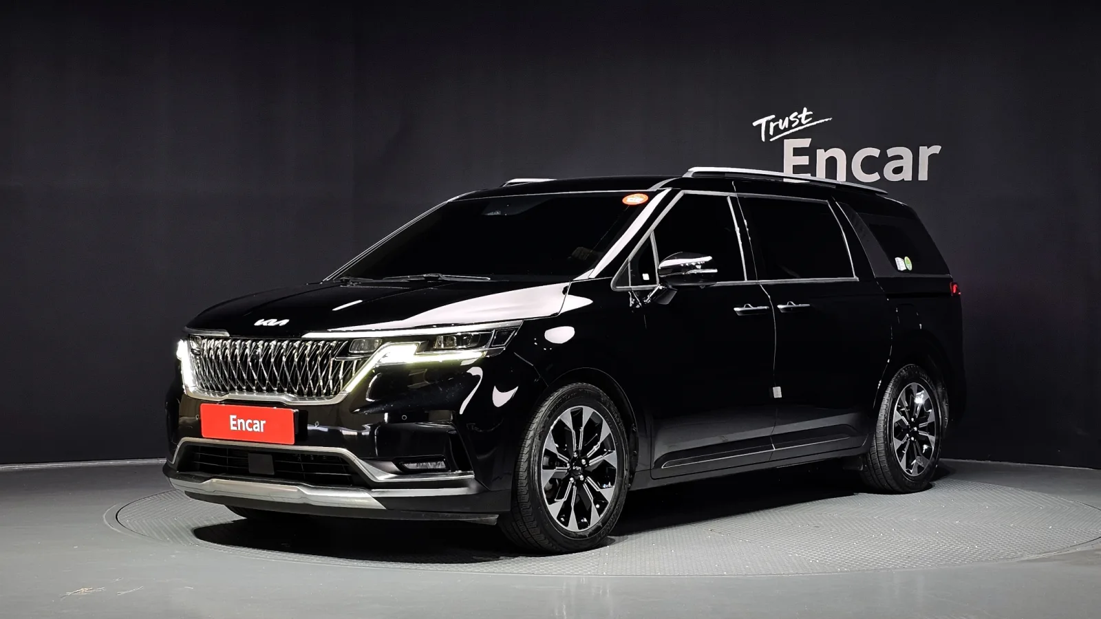 2023 Kia Carnival