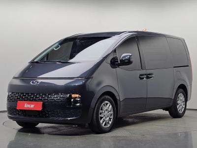 2022 Hyundai Staria