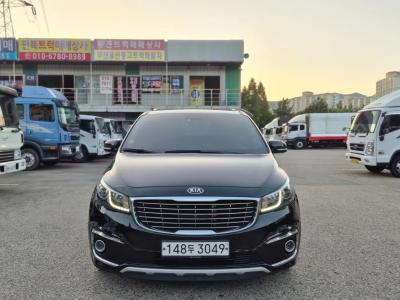 2017 Kia Carnival