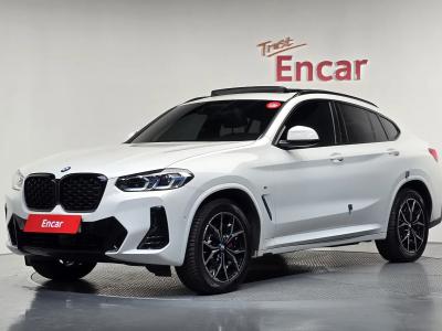 2023 BMW X4