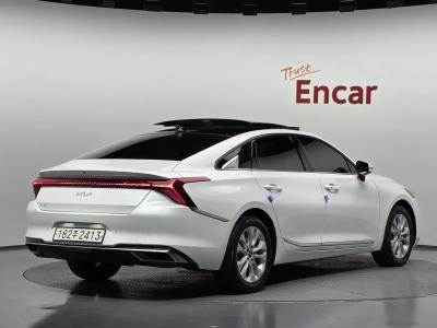 2023 Kia K8