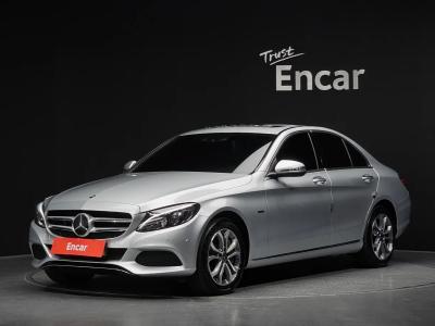 2018 Mercedes-Benz C-Class