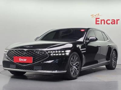 2022 Genesis G90