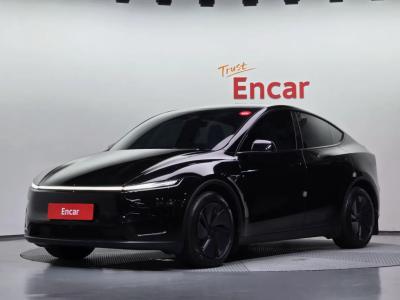 2025 Tesla Model Y
