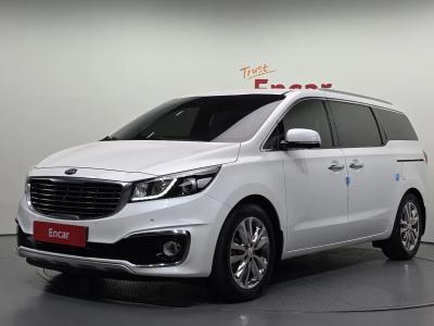 2017 Kia Carnival