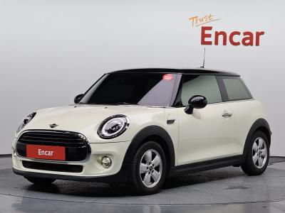 2019 MINI Cooper