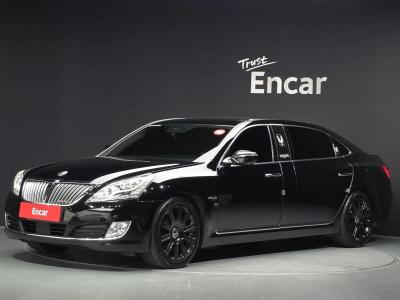 2013 Hyundai Equus