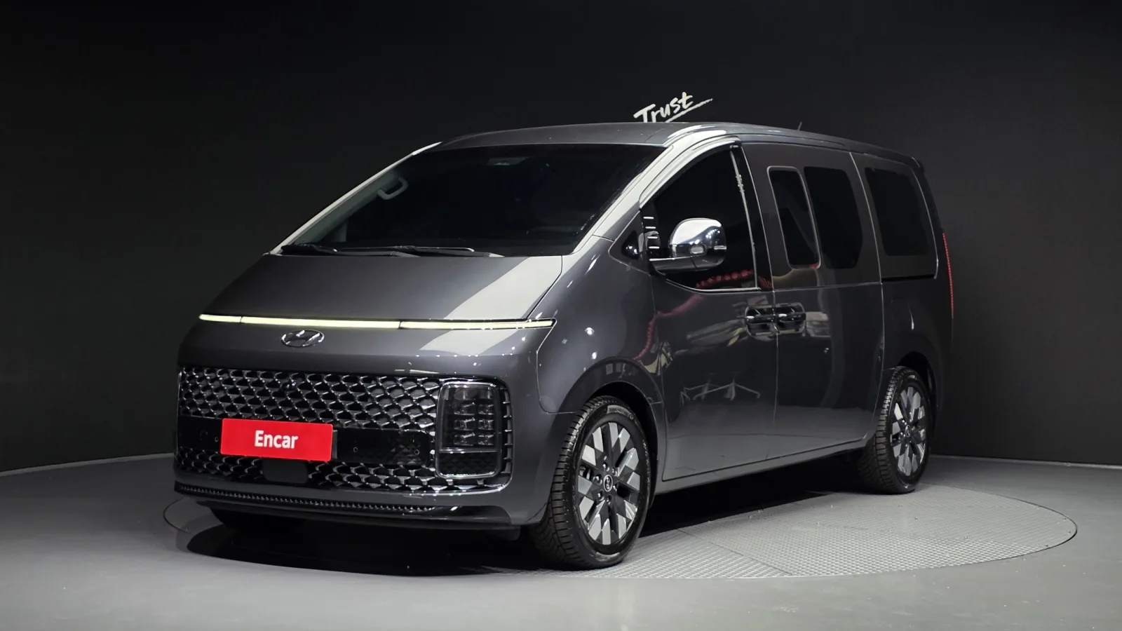 2022 Hyundai Staria