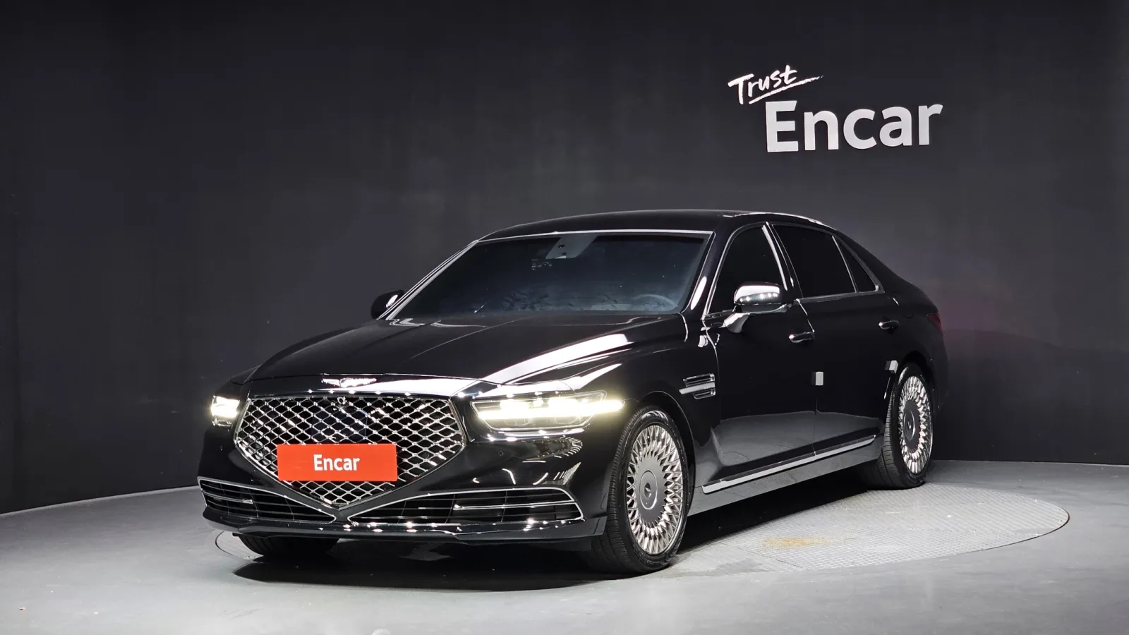 2021 Genesis G90