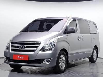 2017 Hyundai Starex