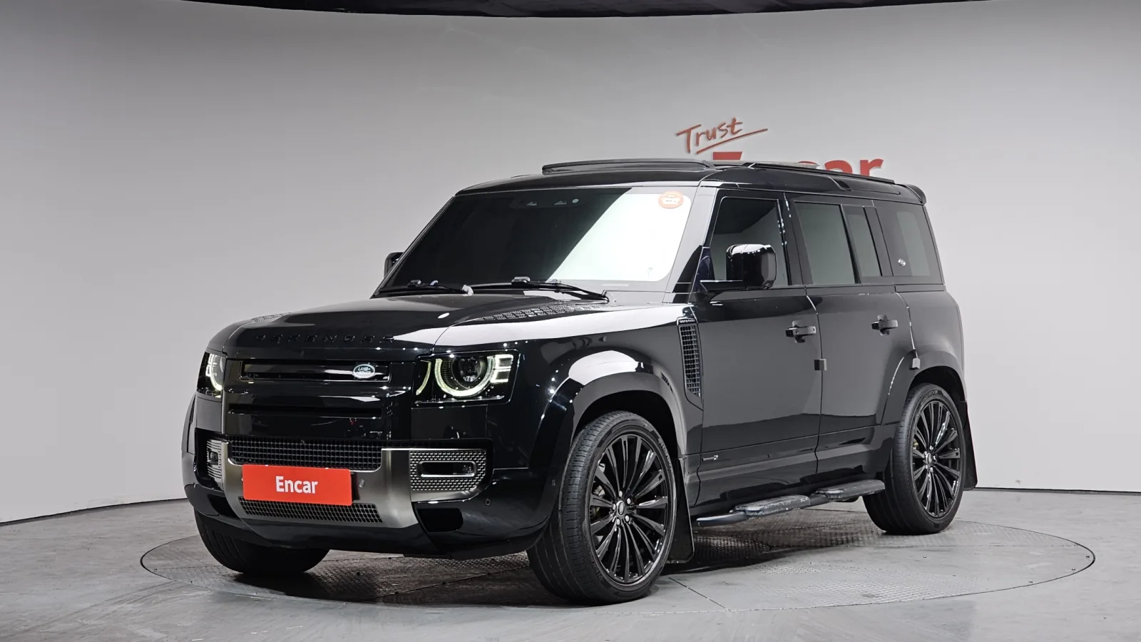 2023 Land Rover Defender