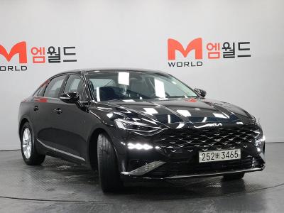 2023 Kia K8
