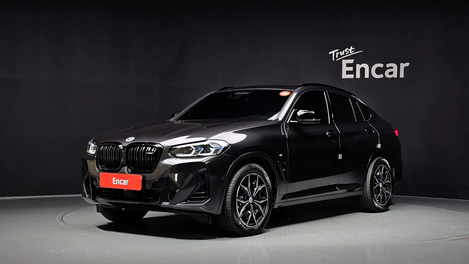 2022 BMW X4