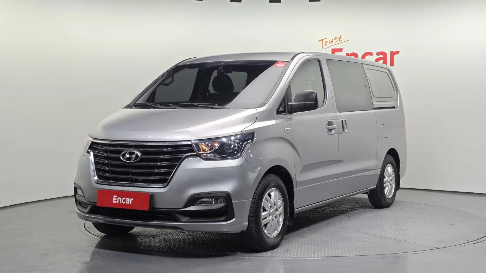 2021 Hyundai Starex