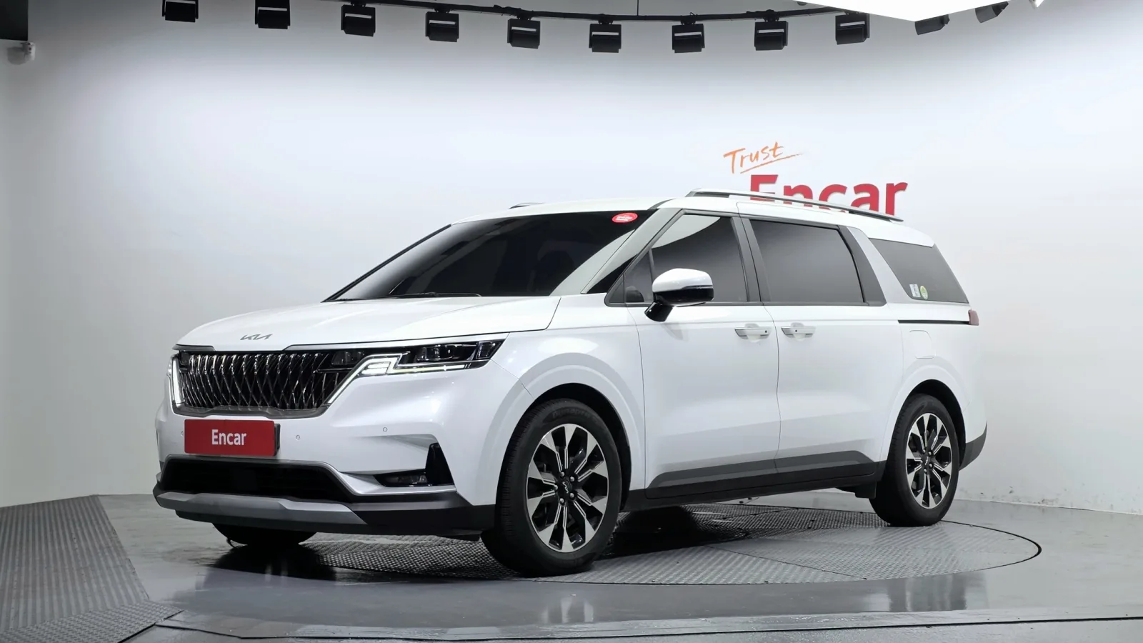 2023 Kia Carnival
