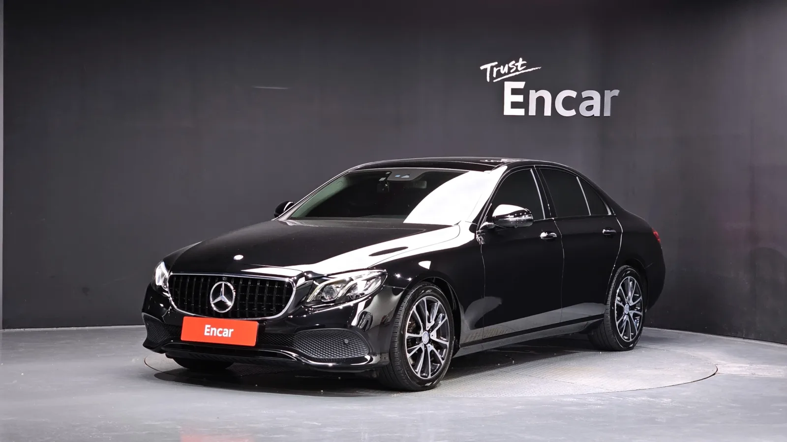 2017 Mercedes-Benz E-Class