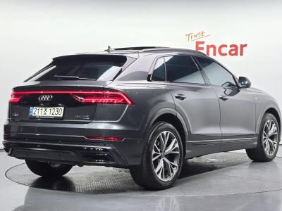 2022 Audi Q8